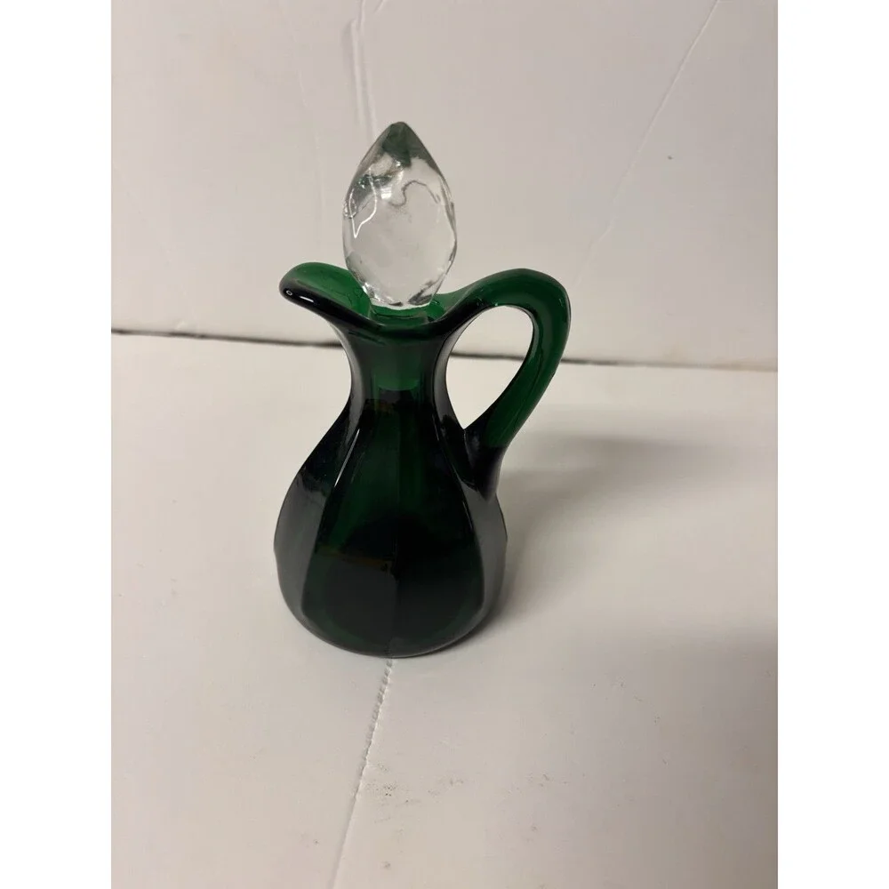 Hand Blown Glass Emerald Green glass Cruet Crystal stopper 5 1/2